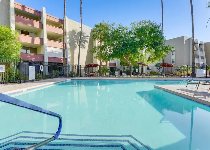 < 1 Mi To Old Town: W/ Balcony * Scottsdale