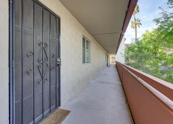 Holiday home < 1 Mi To Old Town: W/ Balcony Scottsdale